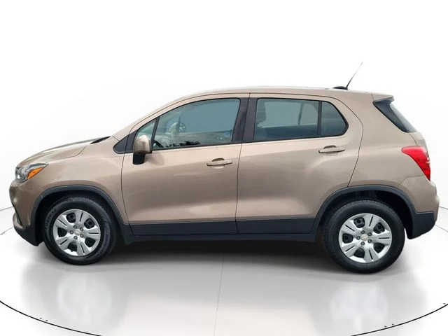 Used 2018 Chevrolet Trax LS with VIN 3GNCJKSB3JL387983 for sale in South Holland, IL