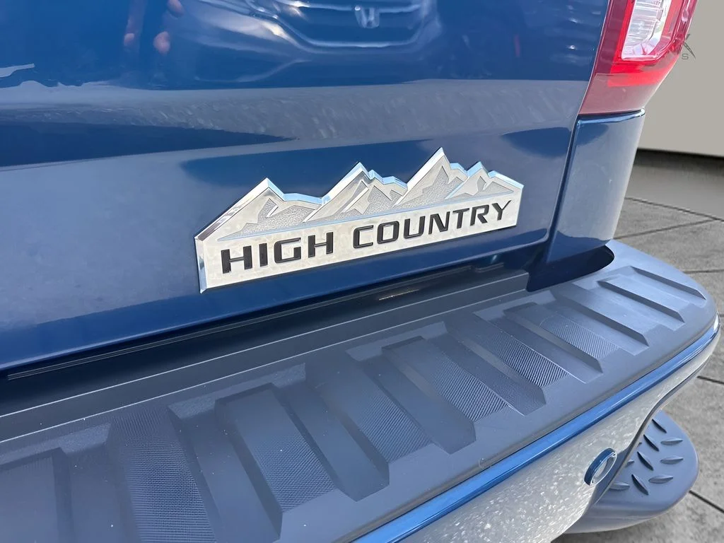 Used 2018 Blue Chevrolet High Country image 36