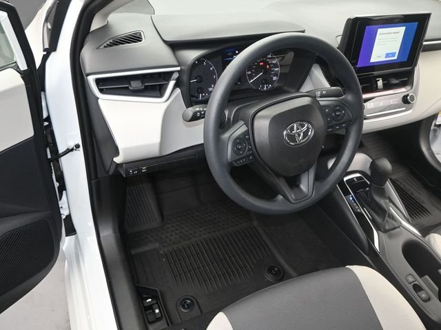 Used 2025 Wind Chill Pearl Toyota LE image 4