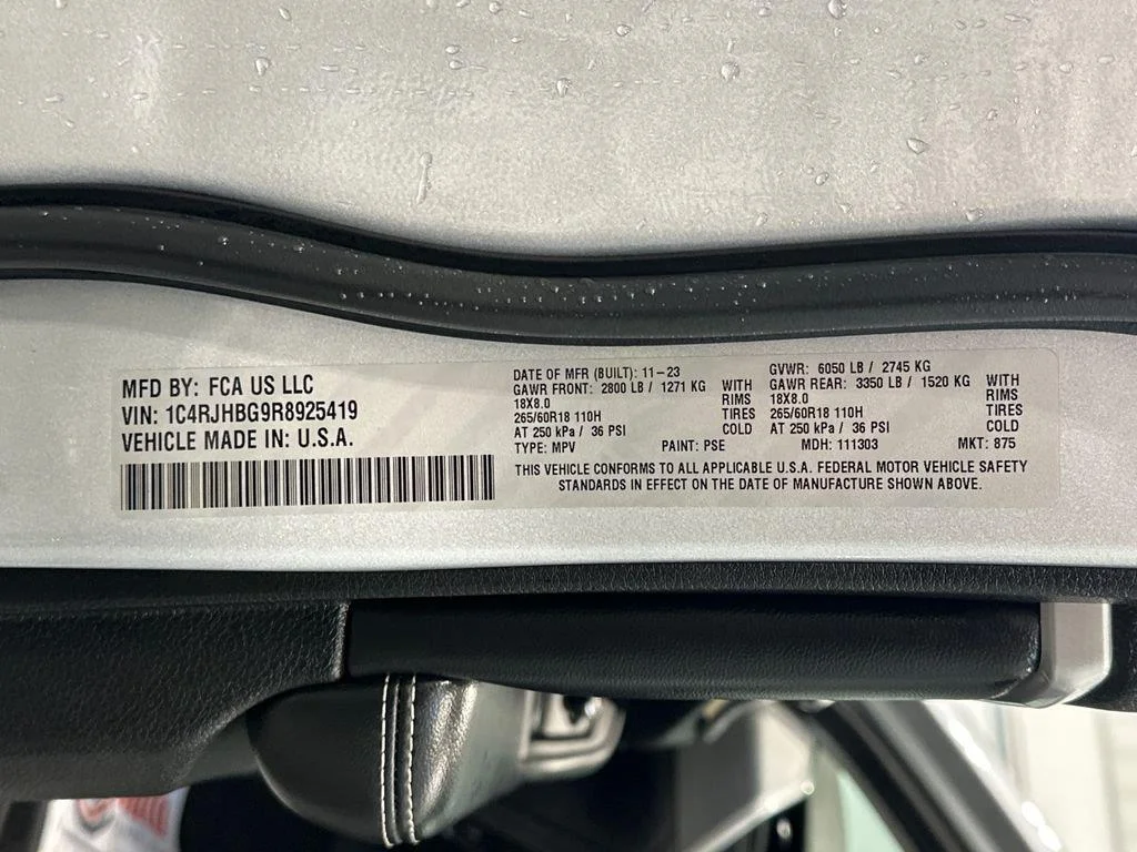 Used 2024 Silver Zynith Jeep Limited image 17