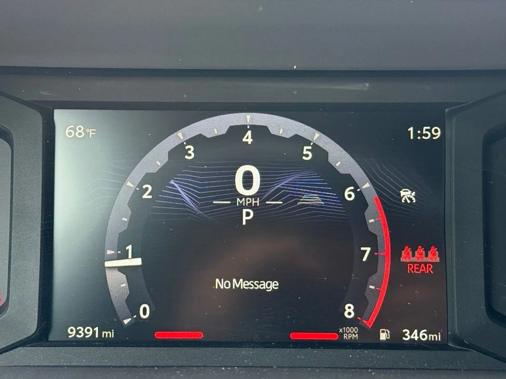 Used 2025 White Toyota SR5 image 27