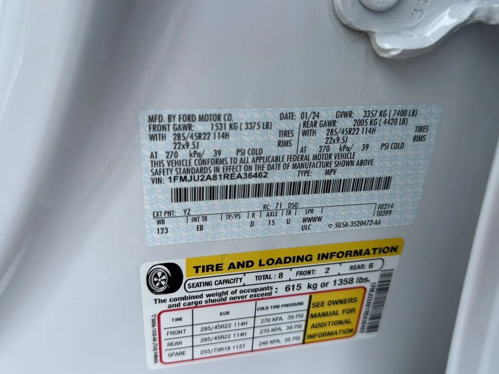 Used 2024 White Ford Limited image 20
