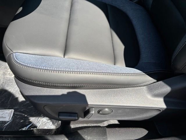 New 2026 Velocity Blue Metallic Ford Outer Banks® image 14