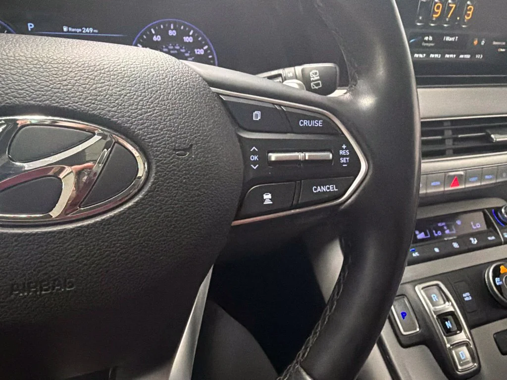 Used 2022 Gray Hyundai SEL image 22
