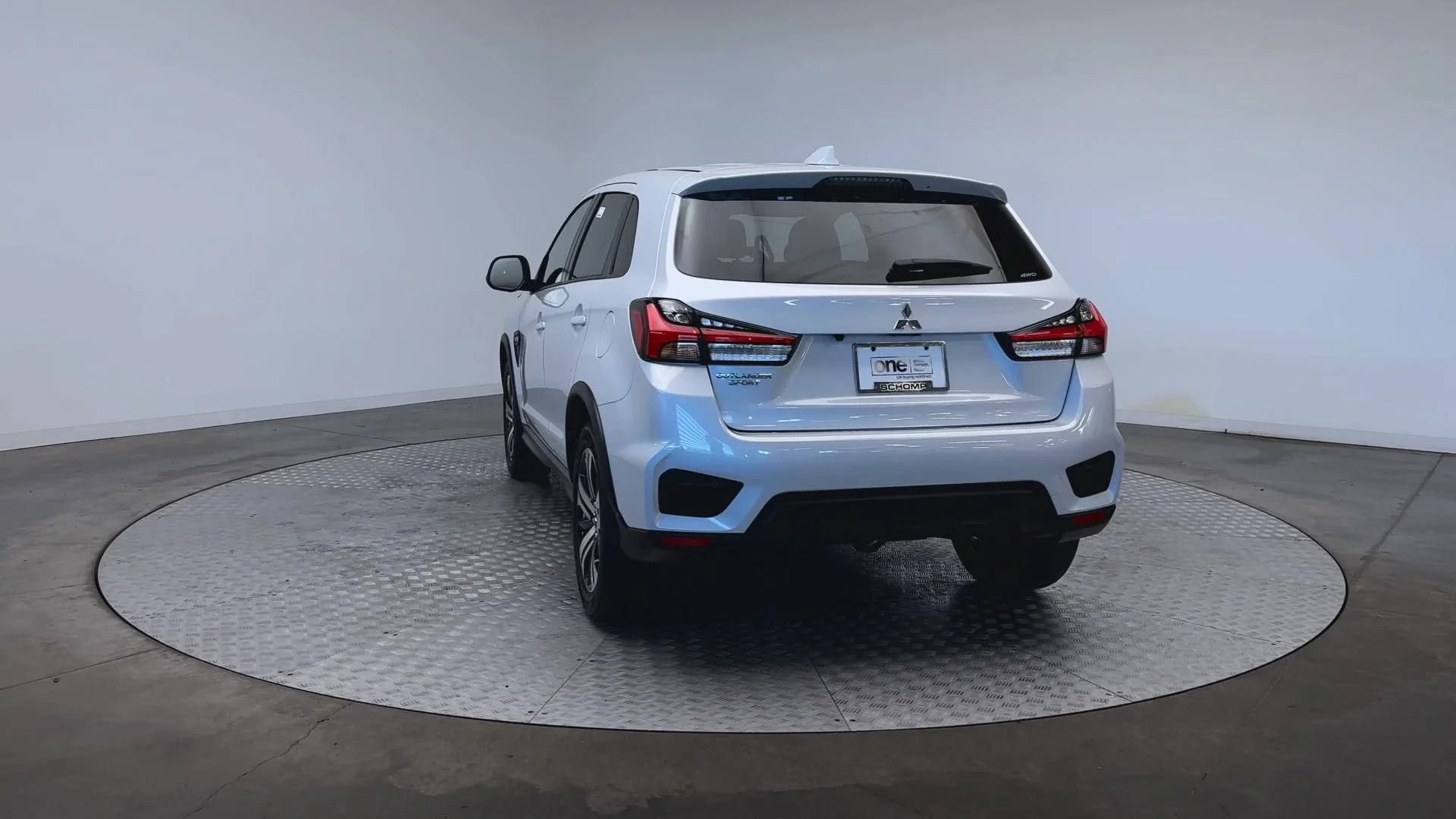 New 2026 White Diamond Mitsubishi ES image 7