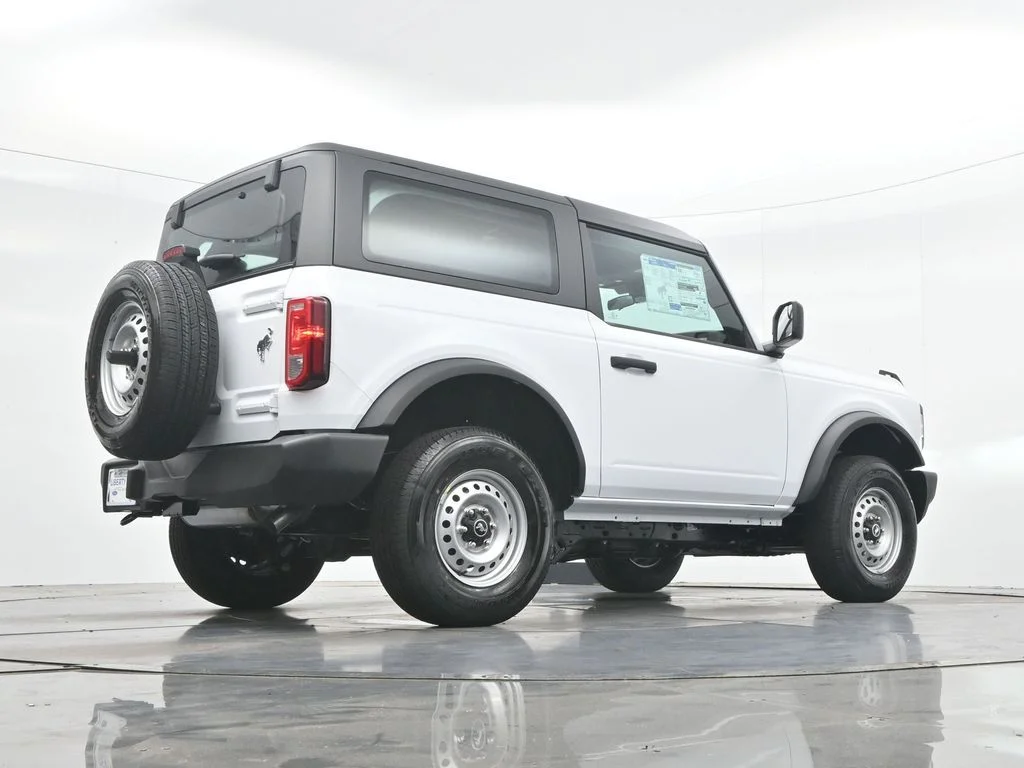 New 2026 Oxford White Ford Base image 36