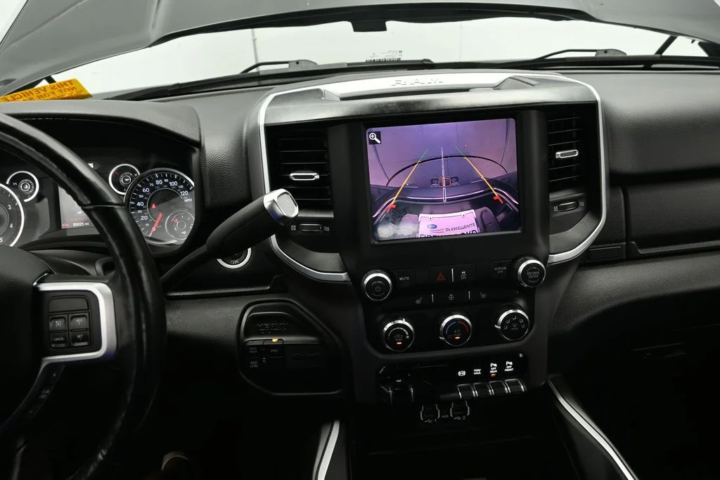 Used 2020 Diamond Black Ram Big Horn image 28