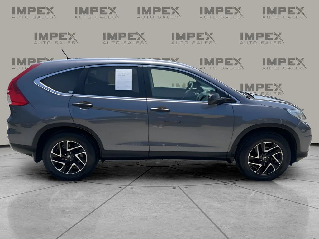 Used 2016  Honda SE image 6