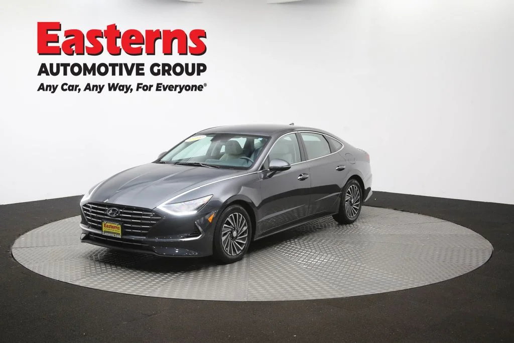 Used 2023 Gray Hyundai SEL image 57