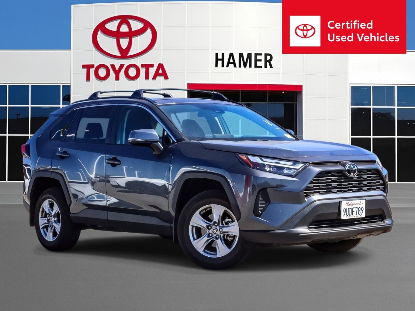 2025 Toyota RAV4 XLE FWD's photo