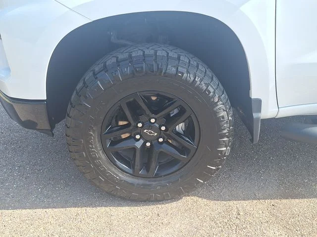 Used 2024 White Chevrolet LT Trail Boss image 15