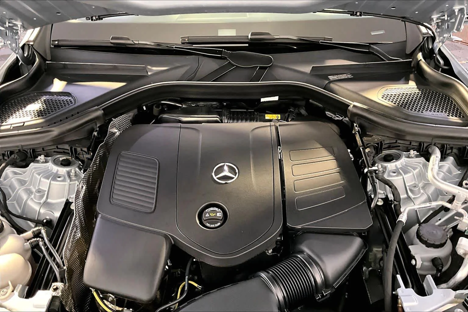 Certified Used 2026 Cirrus Silver Metallic Mercedes-Benz GLC 300 image 29
