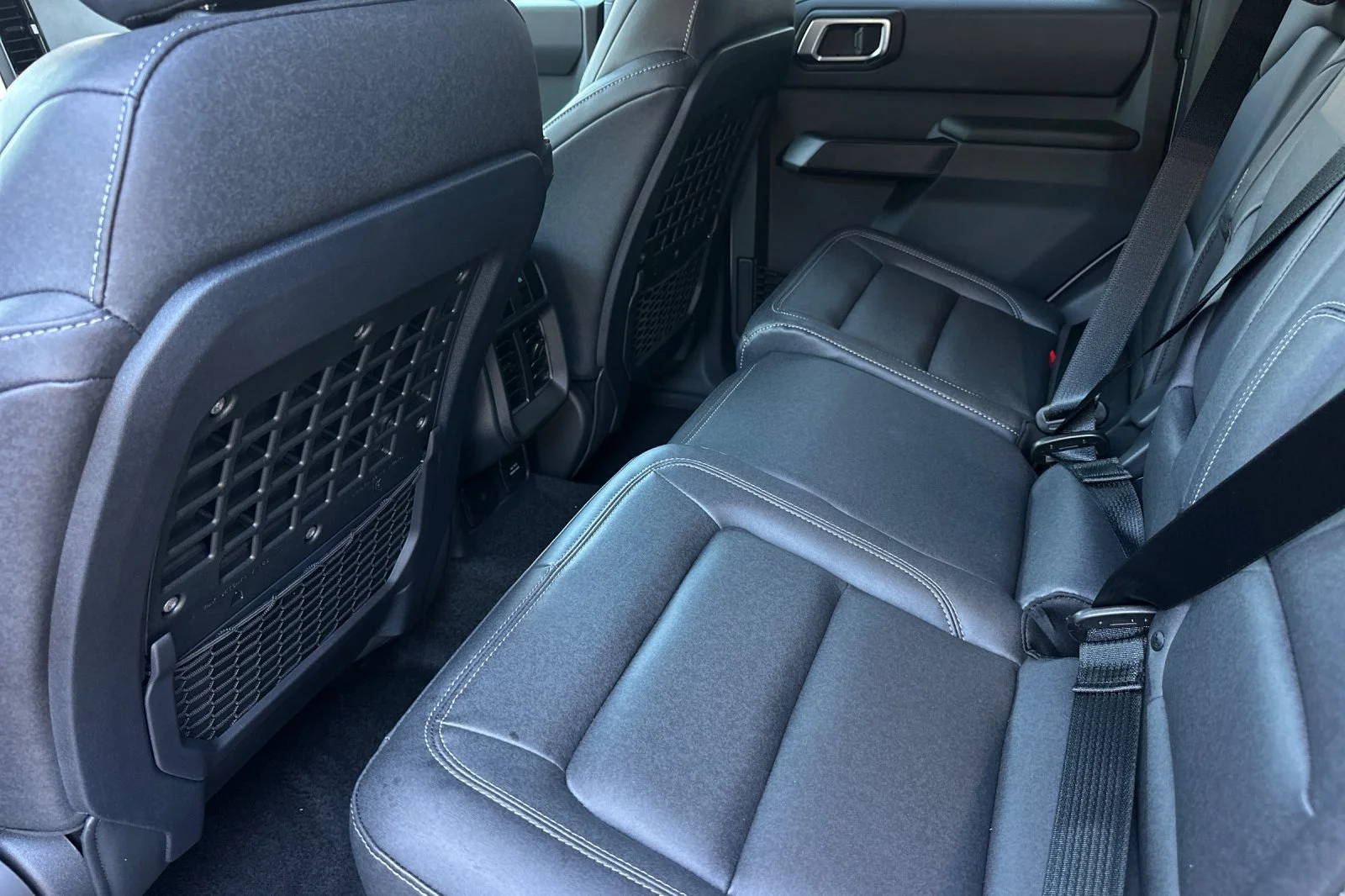 New 2026 Avalanche Gray Ford Big Bend® image 11