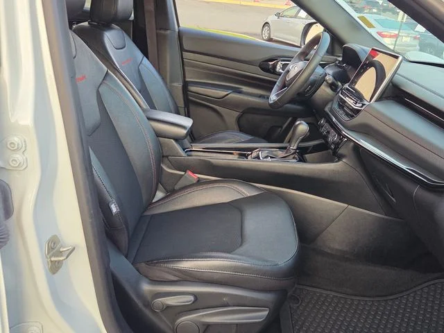Used 2024 White Jeep Trailhawk image 17