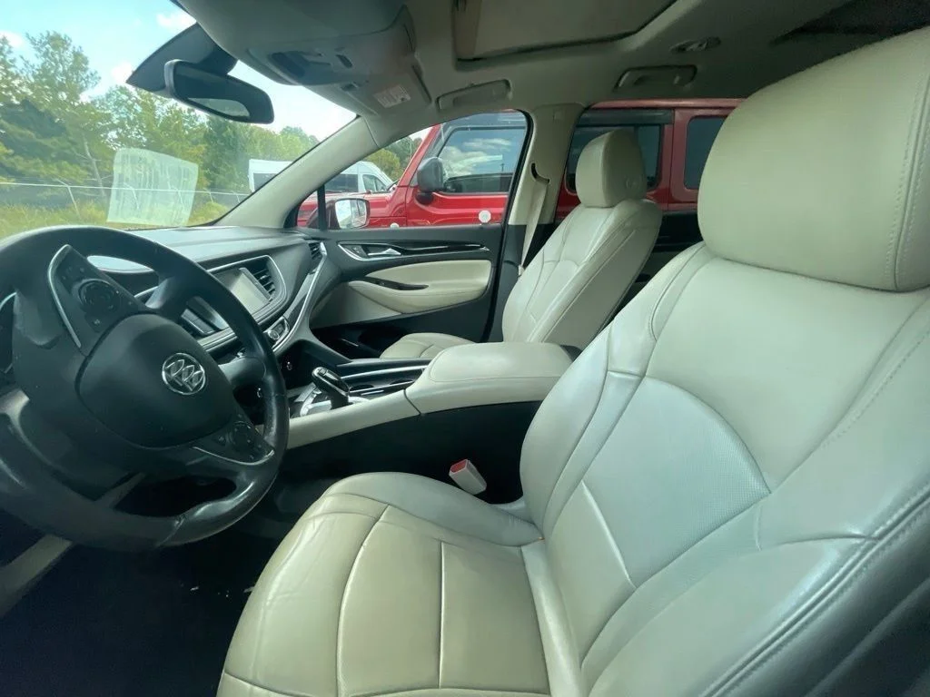 Used 2019 Red Buick Essence image 18