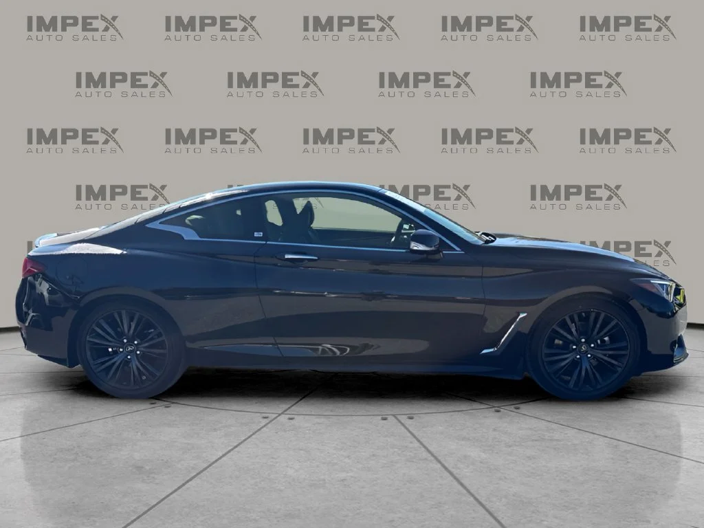 Used 2022 Black INFINITI LUXE image 6