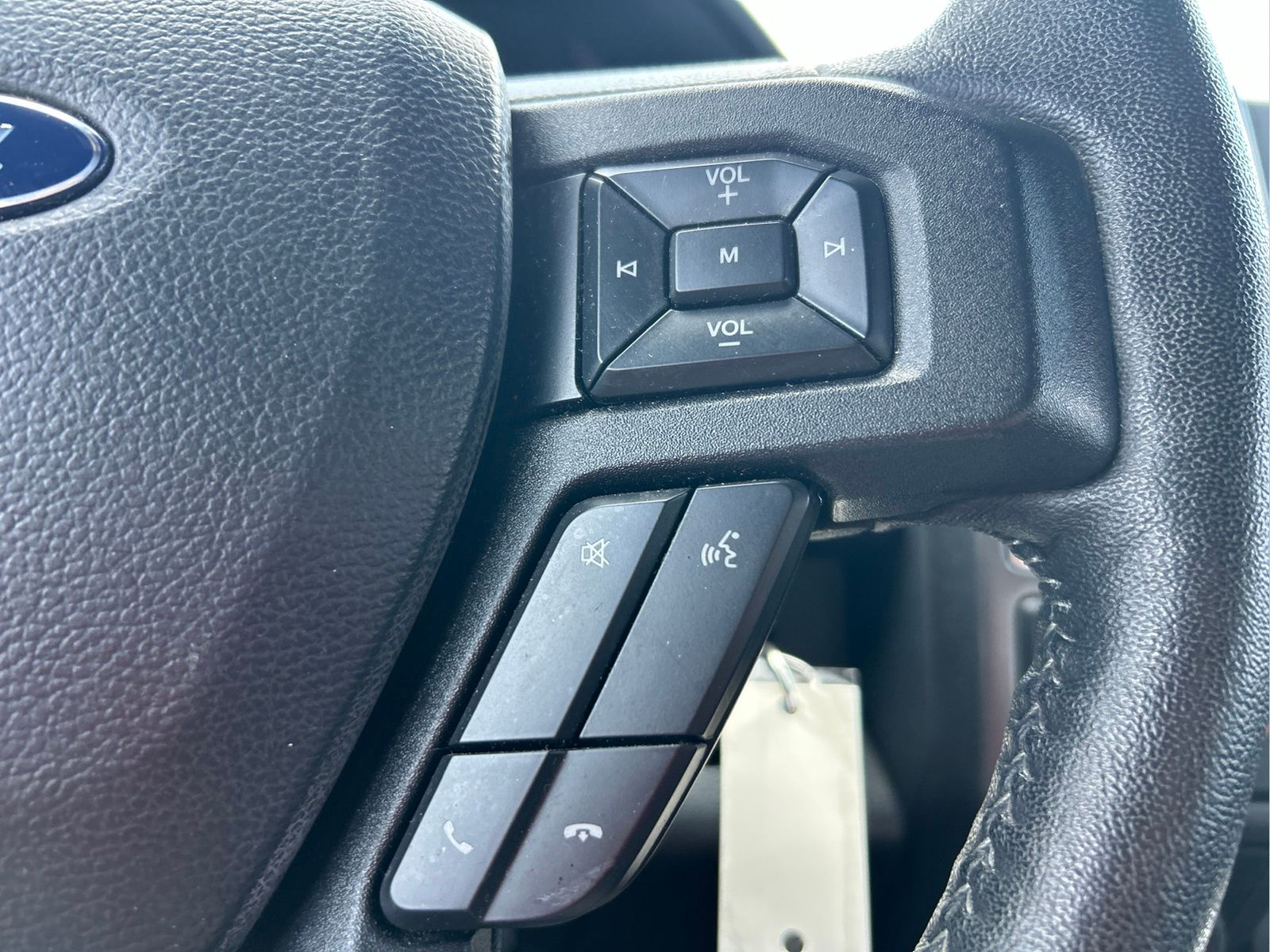 Used 2018 Gray Ford XLT image 15
