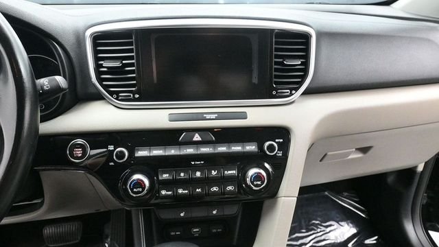 Used 2020 Red Kia EX image 16
