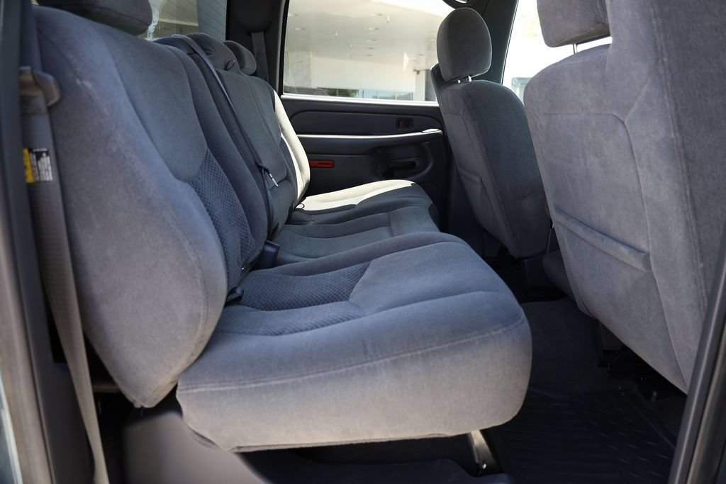 Used 2007 Blue Granite Metallic Chevrolet DRW LT1 image 18