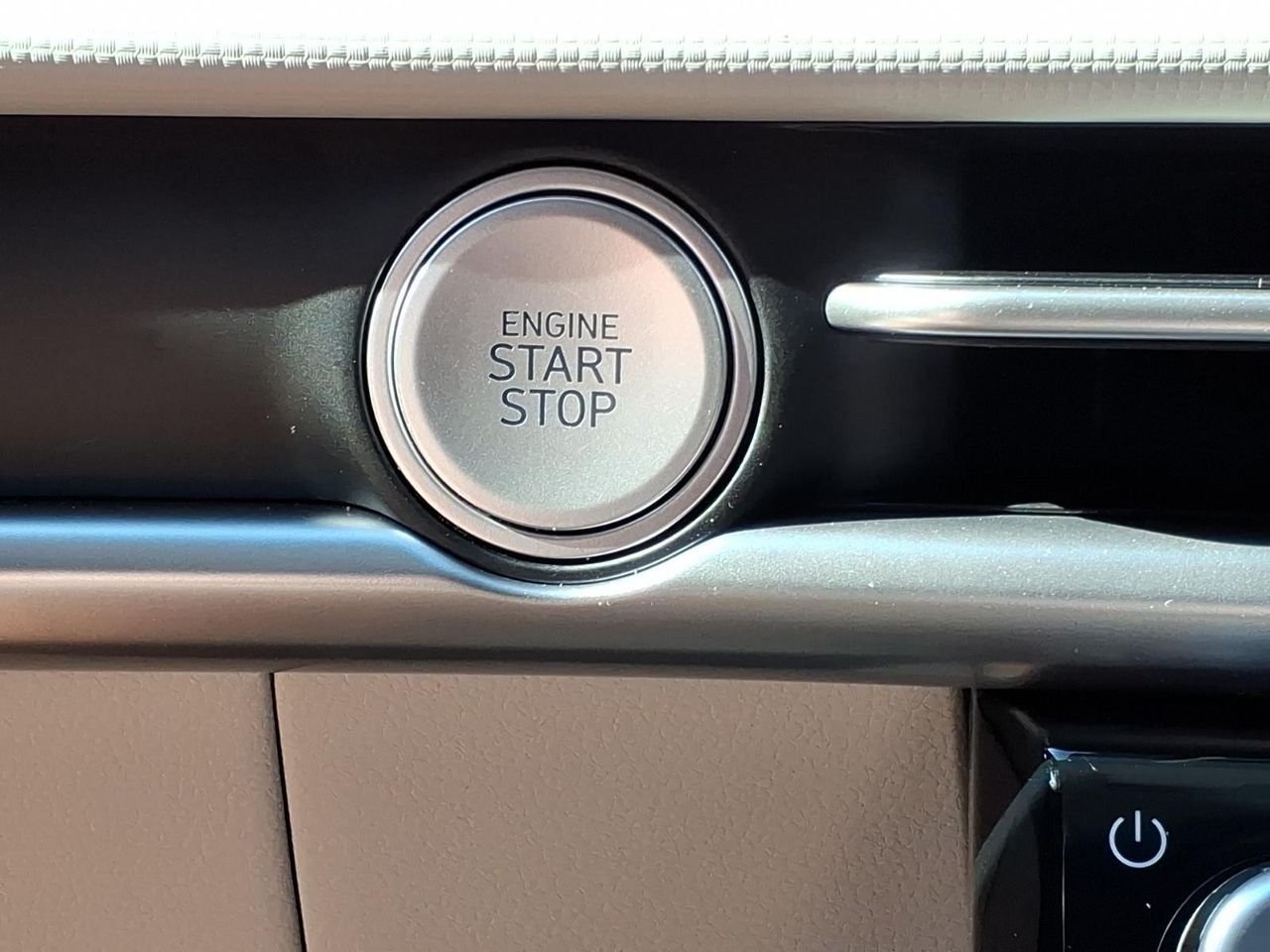 New 2026 Shimmering Silver Hyundai SEL FWD image 28