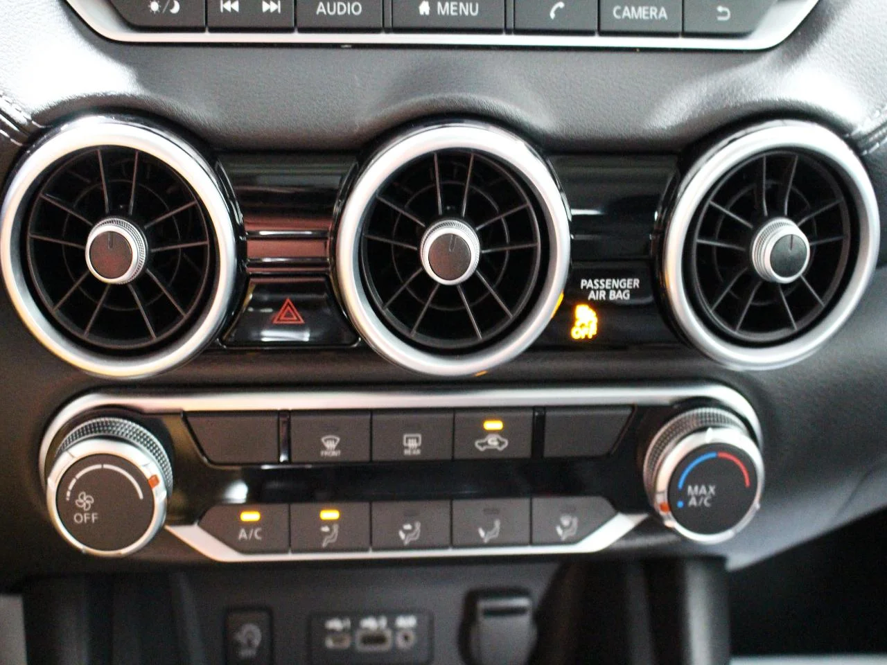 2024 Nissan Sentra SV - Photo 22