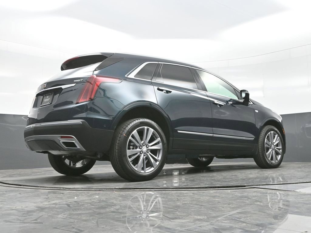 Used 2026 Emerald Lake Metallic Cadillac Premium Luxury image 45