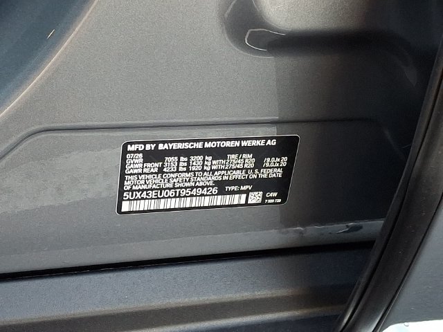 New 2026 Skyscraper Grey Metallic BMW xDrive50e image 20