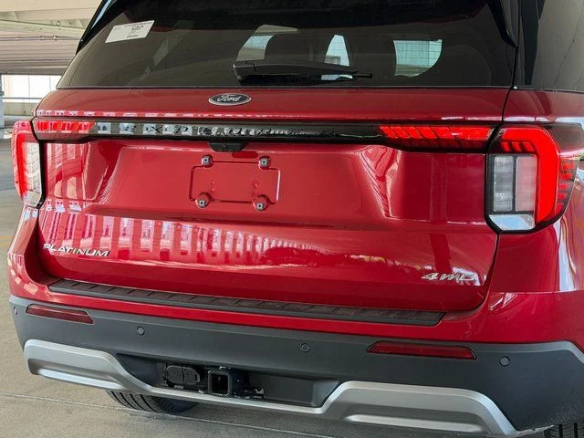 New 2026 Rapid Red Metallic Tinted Clearcoat Ford Platinum image 15