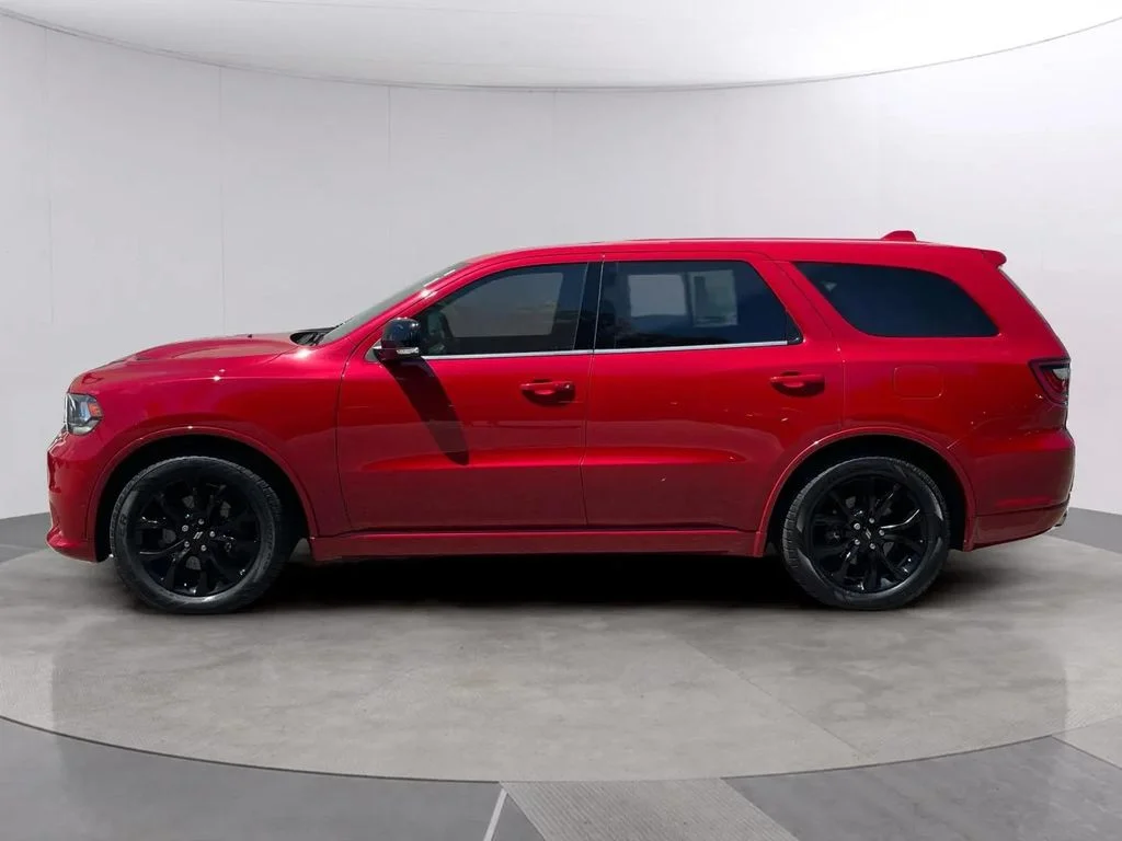 Used 2019 Redline 2 Coat Pearl Dodge R/T image 2