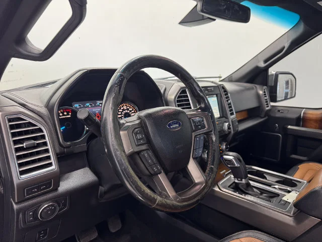 Used 2016 Shadow Black Ford Limited image 41