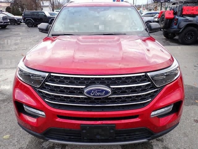 Used 2023 Red Ford XLT image 5