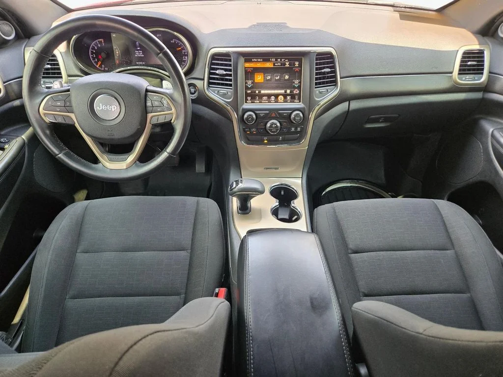 Used 2014 Red Jeep Laredo image 18