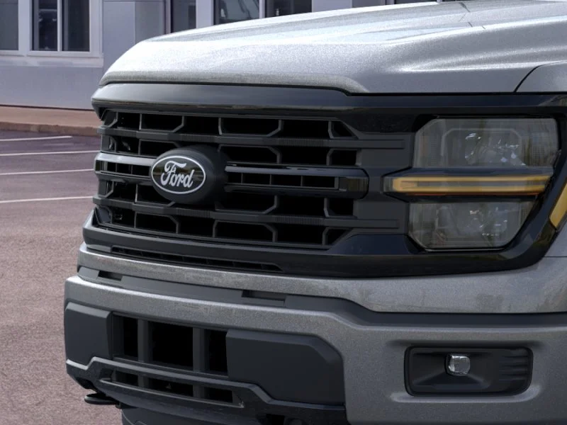 New 2026 Carbonized Gray Metallic Ford XLT image 39