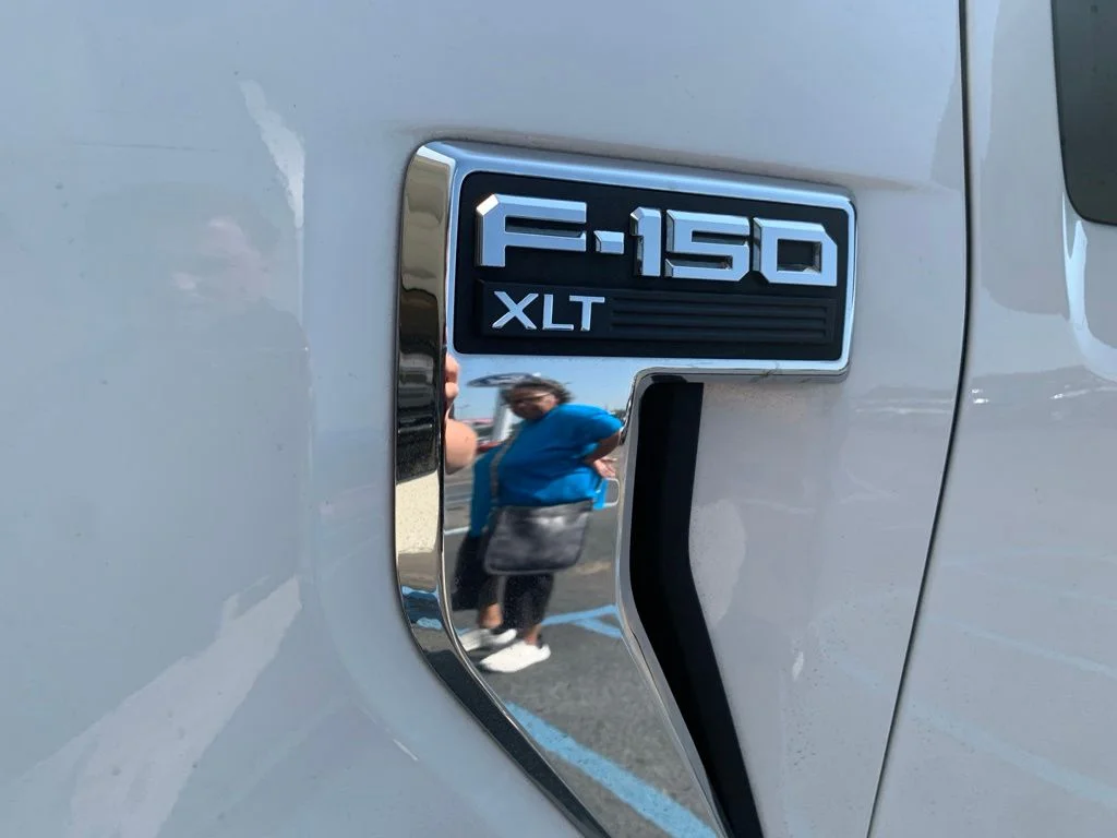 Used 2023 White Ford XLT image 9