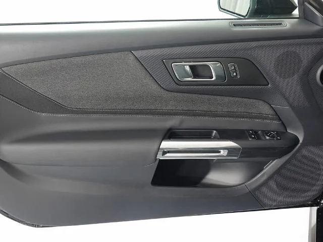 2026 Ford Mustang EcoBoost Fastback - Photo 31