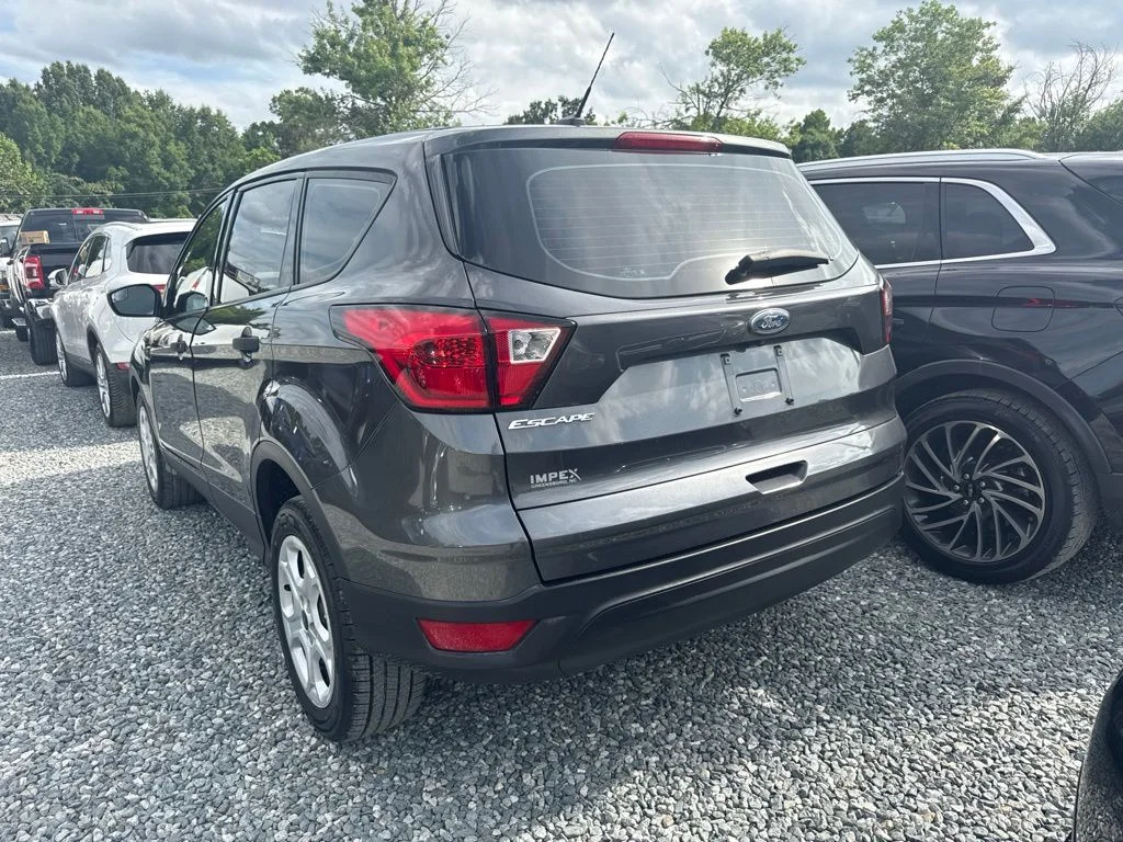 Used 2019 Gray Ford S image 4
