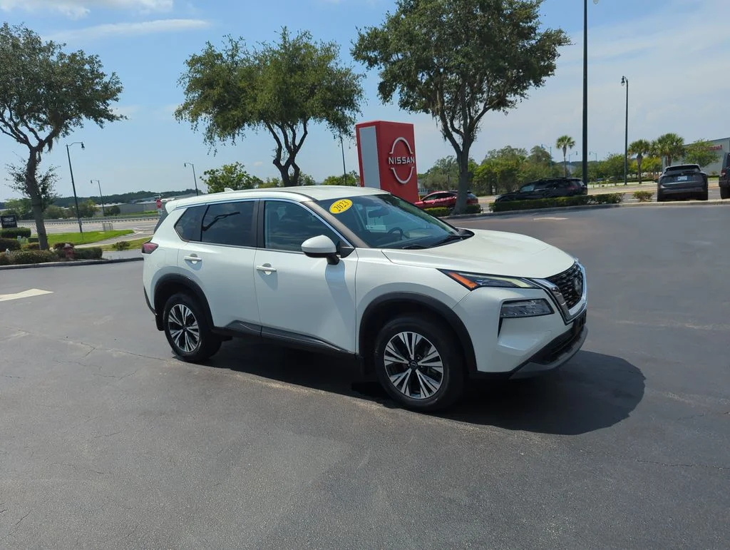 Used 2023 White Nissan SV image 1