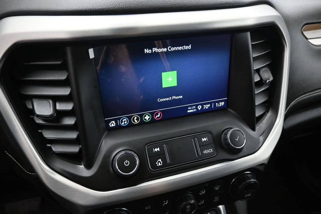 Used 2022 Black GMC SLE image 14