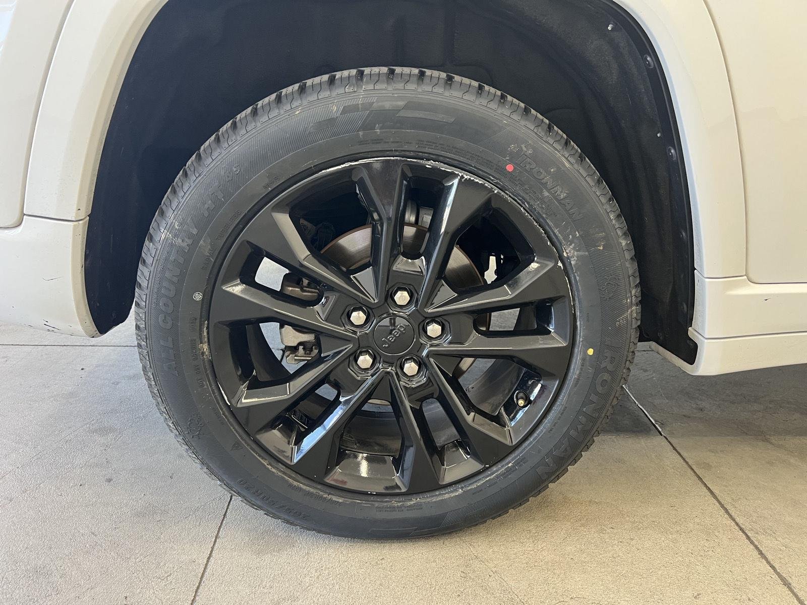 2022 Jeep Grand Cherokee Overland - Photo 21