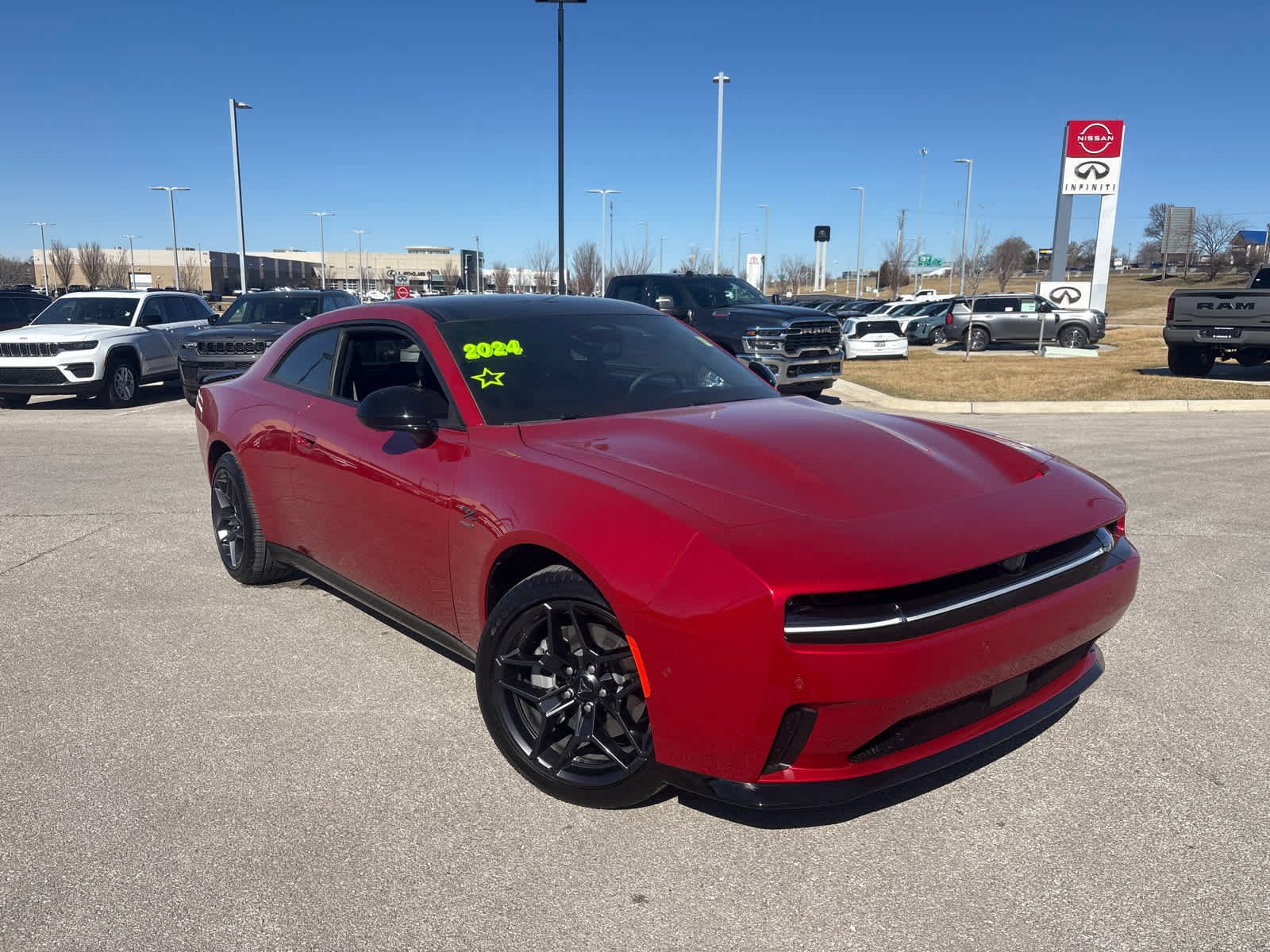 Used 2024 Dodge Charger Daytona R/T with VIN 2C3CDBCK8RR206393 for sale in Kansas City