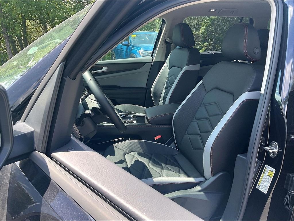 New 2026 Black Volkswagen 2.0T Peak Edition image 11