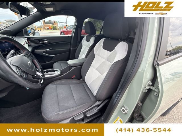 Certified Used 2024 Cacti Green Chevrolet 1RS image 17