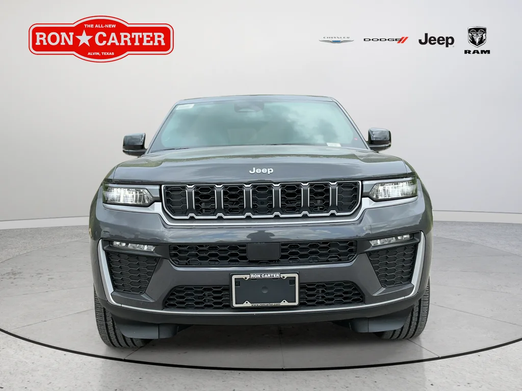 New 2026 Baltic Gray Metallic Clear-Coat Exterior Paint Jeep Limited image 2
