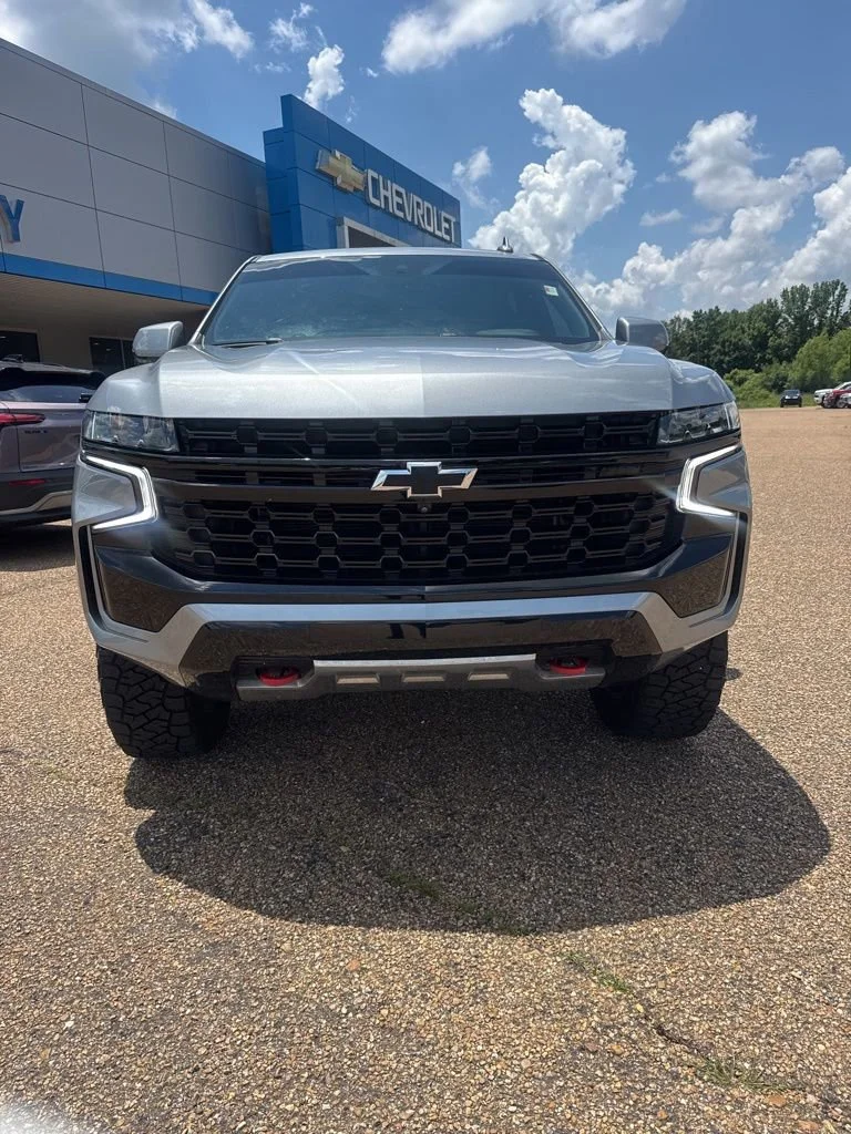 Used 2024 Sterling Gray Metallic Chevrolet Z71 image 4