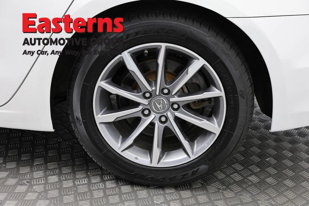 Used 2020 White Acura 2.4L image 33