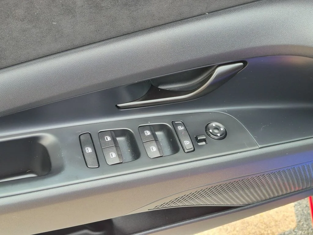 Used 2024 Blue Hyundai Base image 16