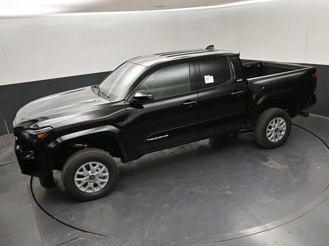2026 Toyota Tacoma SR5 - Photo 26