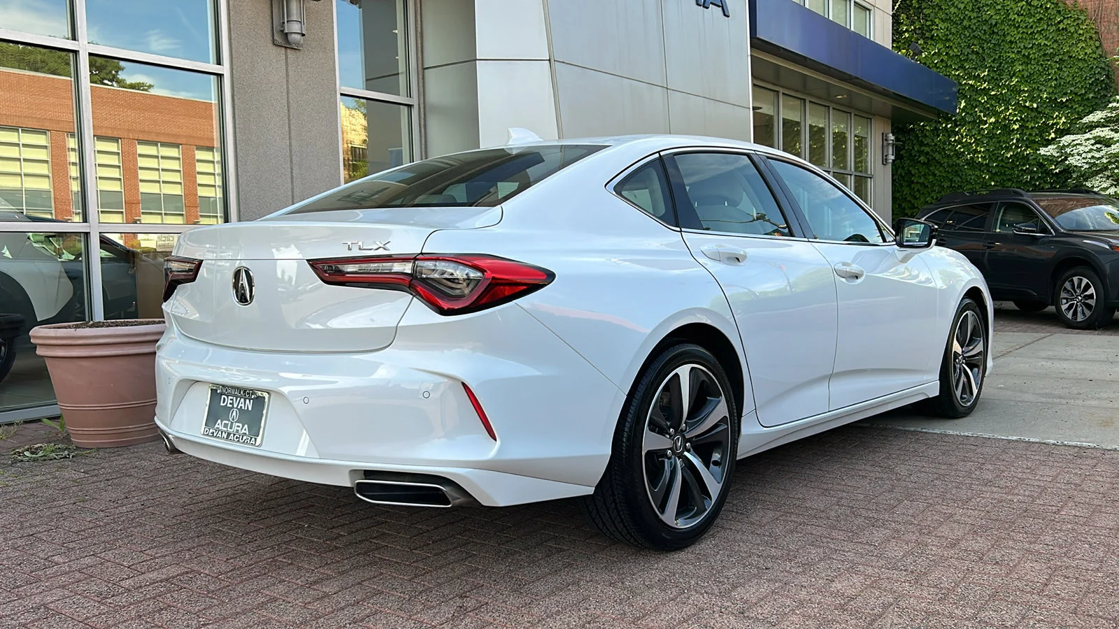 Certified Used 2025 Platinum White Pearl Acura TECH image 30