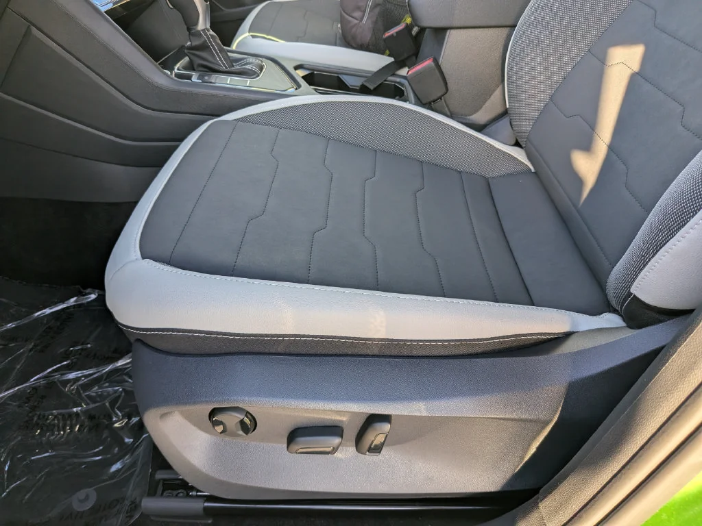New 2027 Green Volkswagen 1.5T SE image 18