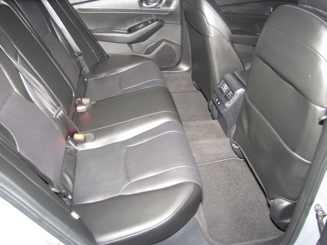 Certified Used 2024 Urban Gray Pearl Honda Touring image 18